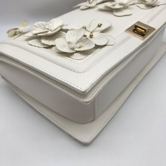 I.N.C. International Concepts Vanilla Ajae Flap Floral Crossbody Bag - Picture 6 of 11